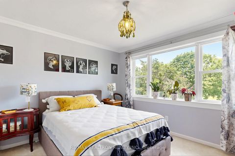 Photo 32 at 8 Cassandra Boulevard, Donalda, Toronto