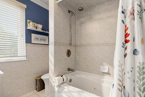 Photo 36 at 8 Cassandra Boulevard, Donalda, Toronto
