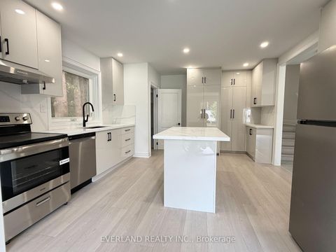 Photo 9 at 116 Sylvan Avenue, Scarborough Village, Toronto