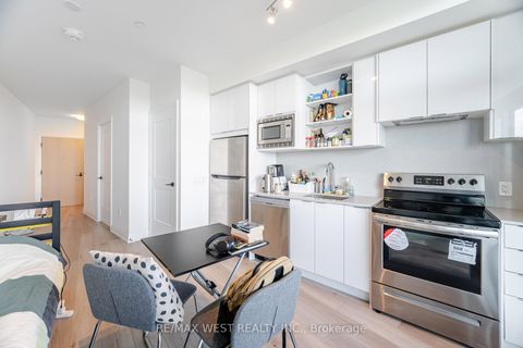 Photo 12 at 218 - 60 George Butchart Drive, CFB, Toronto