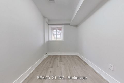 Photo 35 at 15 Malta Street, Cliffside, Toronto