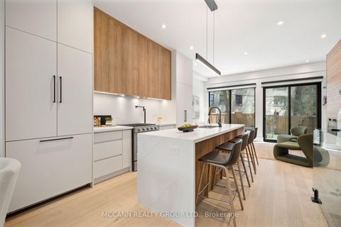 Photo 11 at 311 Wychwood Avenue, Cedarvale, Toronto