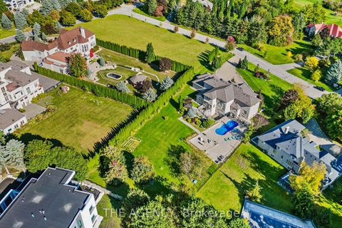 Photo 4 at 16 DEW DROP Court, Rural Vaughan, Vaughan