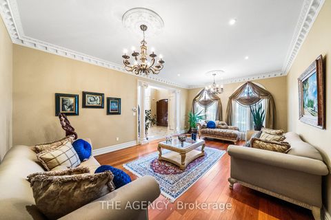 Photo 9 at 16 DEW DROP Court, Rural Vaughan, Vaughan