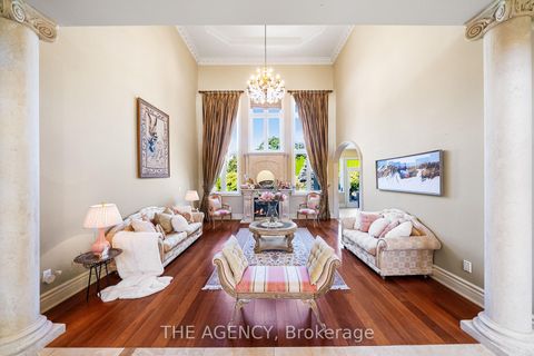 Photo 11 at 16 DEW DROP Court, Rural Vaughan, Vaughan