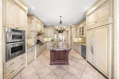 Photo 24 at 16 DEW DROP Court, Rural Vaughan, Vaughan