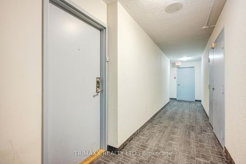 Photo 9 at 404 - 40 Panorama Court, Jamestown, Toronto