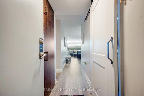 Photo 10 at 404 - 40 Panorama Court, Jamestown, Toronto