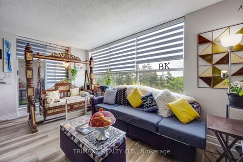 Photo 18 at 404 - 40 Panorama Court, Jamestown, Toronto