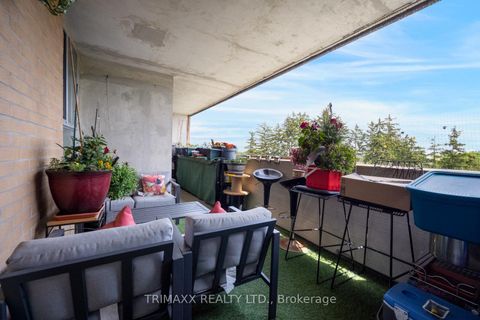 Photo 20 at 404 - 40 Panorama Court, Jamestown, Toronto