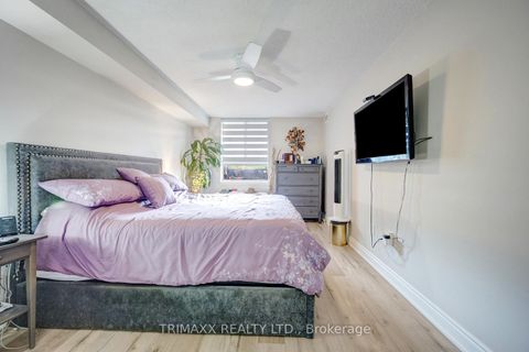 Photo 34 at 404 - 40 Panorama Court, Jamestown, Toronto
