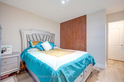 Photo 41 at 404 - 40 Panorama Court, Jamestown, Toronto