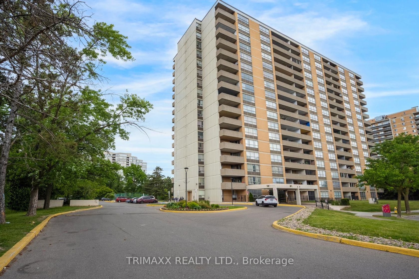 404 - 40 Panorama Court, Jamestown, Toronto 