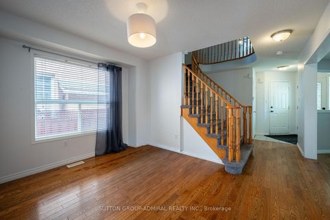 Photo 7 at 120 Widgeon Street, Painswick South, Barrie