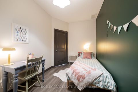 Photo 16 at 604 - 393 King Street W, Waterfront Communities C1, Toronto