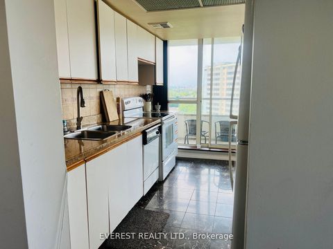 Photo 10 at 1405 - 5 Greystone Walk Drive, Kennedy Park, Toronto