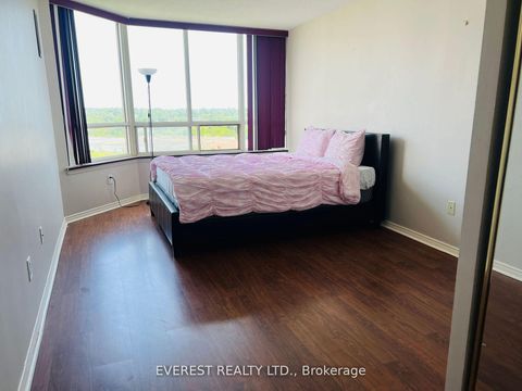 Photo 13 at 1405 - 5 Greystone Walk Drive, Kennedy Park, Toronto