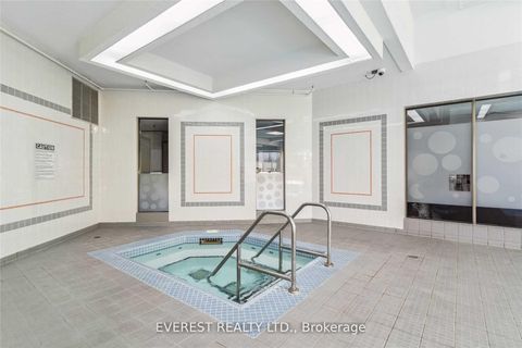 Photo 17 at 1405 - 5 Greystone Walk Drive, Kennedy Park, Toronto