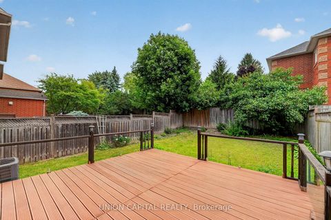 Photo 36 at 9 Ballymore Drive, Bayview Wellington, Aurora