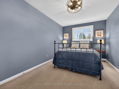 Photo 16 at 18 Willowood Court, Don Valley Village, Toronto