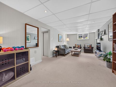 Photo 22 at 18 Willowood Court, Don Valley Village, Toronto