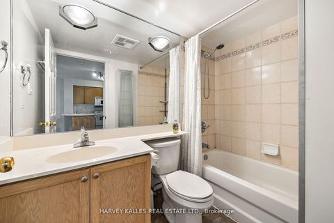 Photo 17 at 512 - 109 Front Street E, Moss Park, Toronto