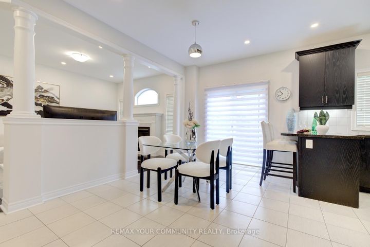 Photo 13 at 378 Lauderdale Drive, Patterson, Vaughan