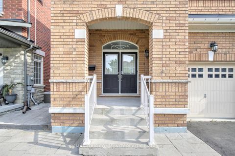 Photo 2 at 378 Lauderdale Drive, Patterson, Vaughan