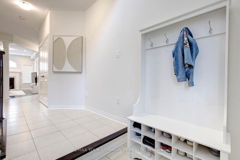 Photo 4 at 378 Lauderdale Drive, Patterson, Vaughan