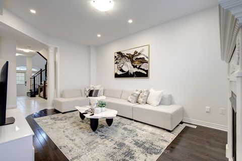Photo 10 at 378 Lauderdale Drive, Patterson, Vaughan