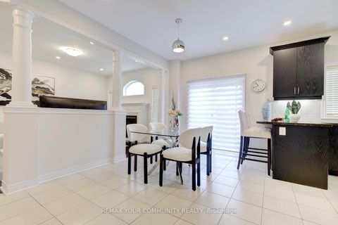 Photo 13 at 378 Lauderdale Drive, Patterson, Vaughan