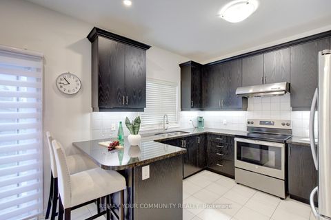 Photo 17 at 378 Lauderdale Drive, Patterson, Vaughan