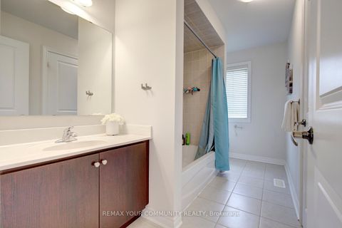 Photo 34 at 378 Lauderdale Drive, Patterson, Vaughan