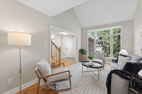 Photo 4 at 63 Bonnycastle Drive, Bowmanville, Clarington