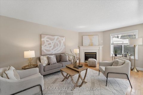 Photo 7 at 63 Bonnycastle Drive, Bowmanville, Clarington
