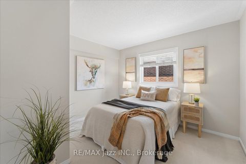 Photo 28 at 63 Bonnycastle Drive, Bowmanville, Clarington