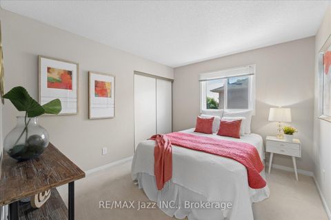 Photo 31 at 63 Bonnycastle Drive, Bowmanville, Clarington