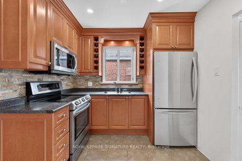 Photo 9 at 57 Miranda Avenue, Belgravia, Toronto