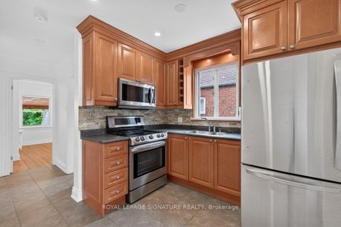 Photo 10 at 57 Miranda Avenue, Belgravia, Toronto