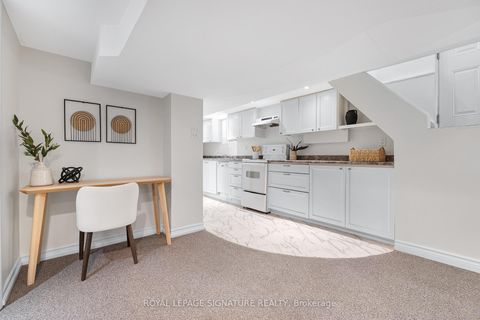 Photo 20 at 90 Roselawn Avenue, Eglinton, Toronto