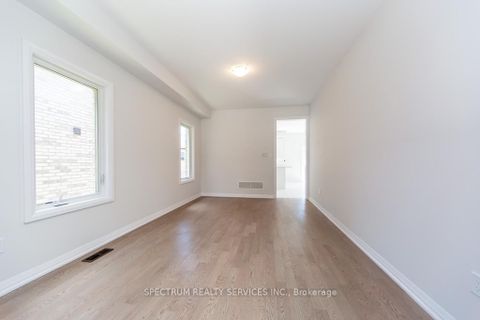 Photo 10 at 1389 Stovell Crescent, Lefroy, Innisfil