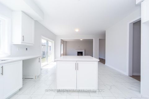 Photo 20 at 1389 Stovell Crescent, Lefroy, Innisfil