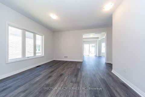 Photo 6 at 1409 Stovell Crescent, Lefroy, Innisfil