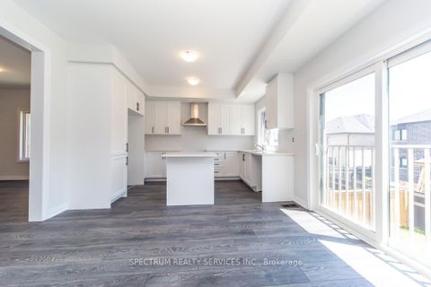 Photo 12 at 1409 Stovell Crescent, Lefroy, Innisfil