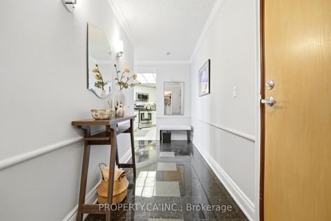 Photo 4 at 1108 - 7 Concorde Place, Don Mills, Toronto