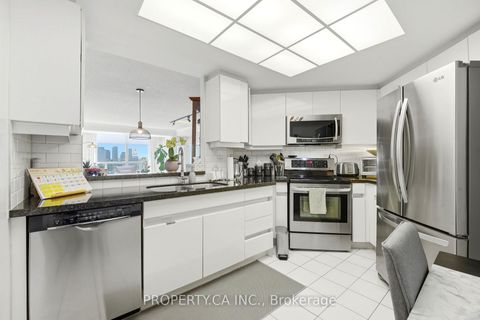 Photo 17 at 1108 - 7 Concorde Place, Don Mills, Toronto