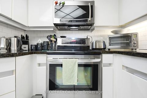 Photo 19 at 1108 - 7 Concorde Place, Don Mills, Toronto