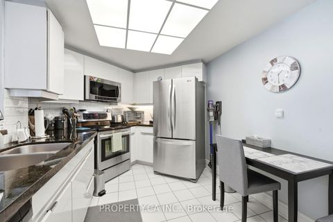 Photo 21 at 1108 - 7 Concorde Place, Don Mills, Toronto
