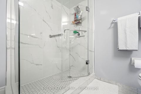 Photo 28 at 1108 - 7 Concorde Place, Don Mills, Toronto