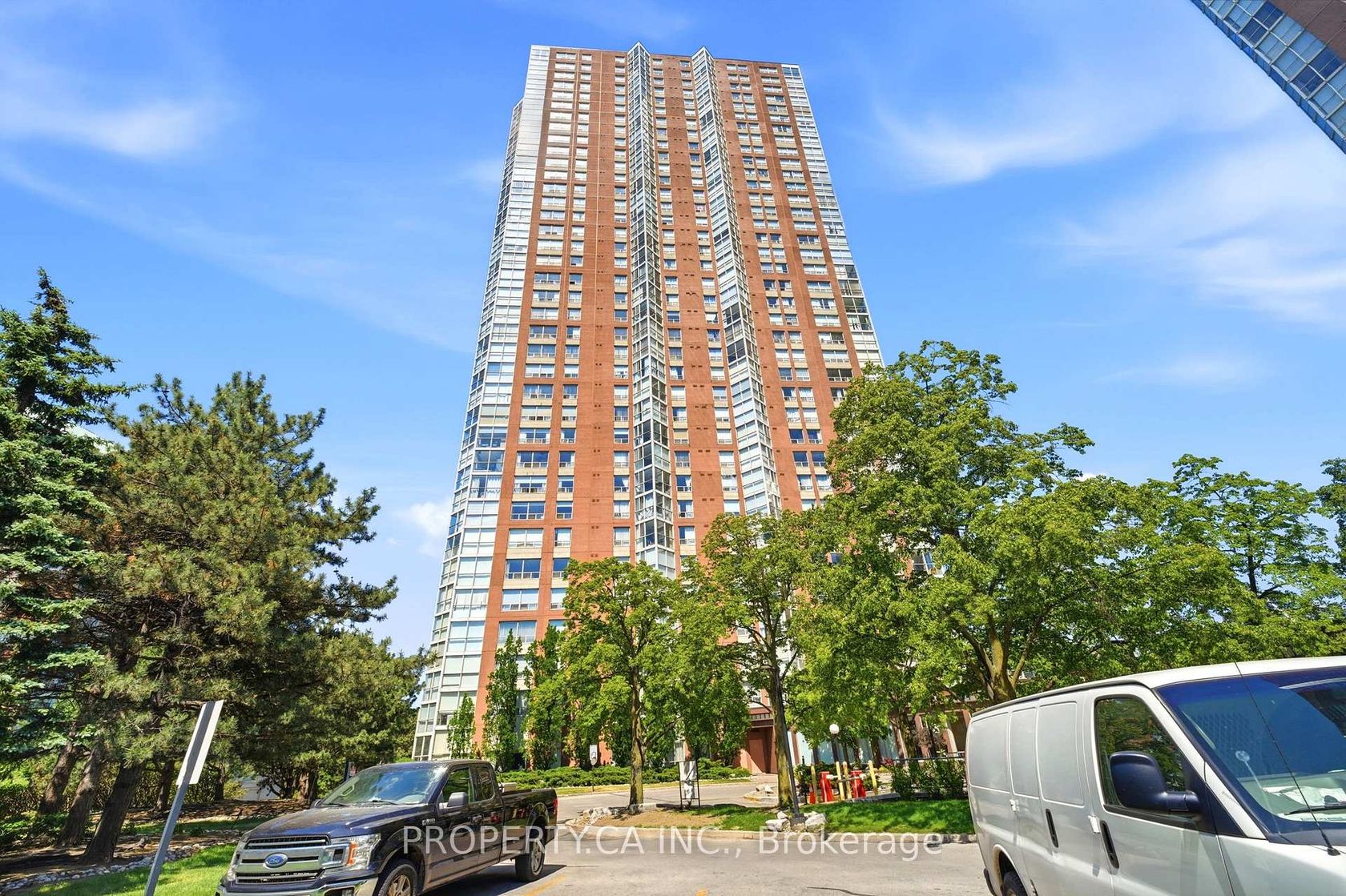 1108 - 7 Concorde Place, Don Mills, Toronto 
